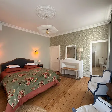 فندق مبيت وإفطار La Maison Colette -
