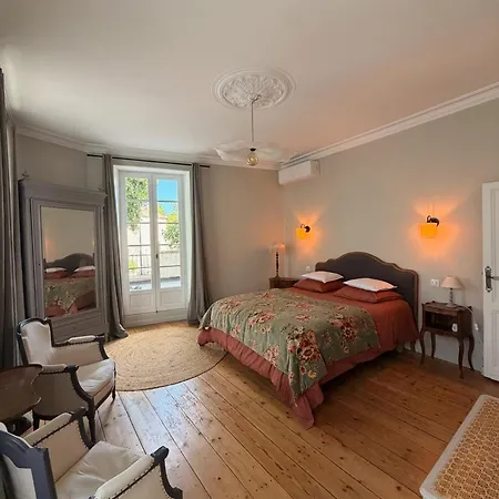 La Maison Colette - فندق مبيت وإفطار Issigeac