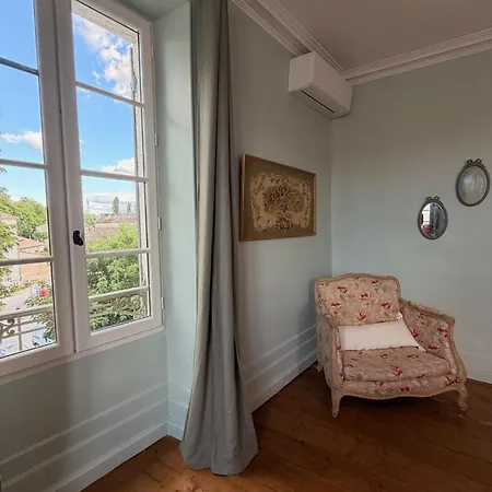 La Maison Colette - فندق مبيت وإفطار 3*